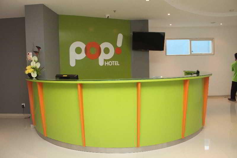 Pop! Hotel Tanjung Karang Bandar Lampung Esterno foto