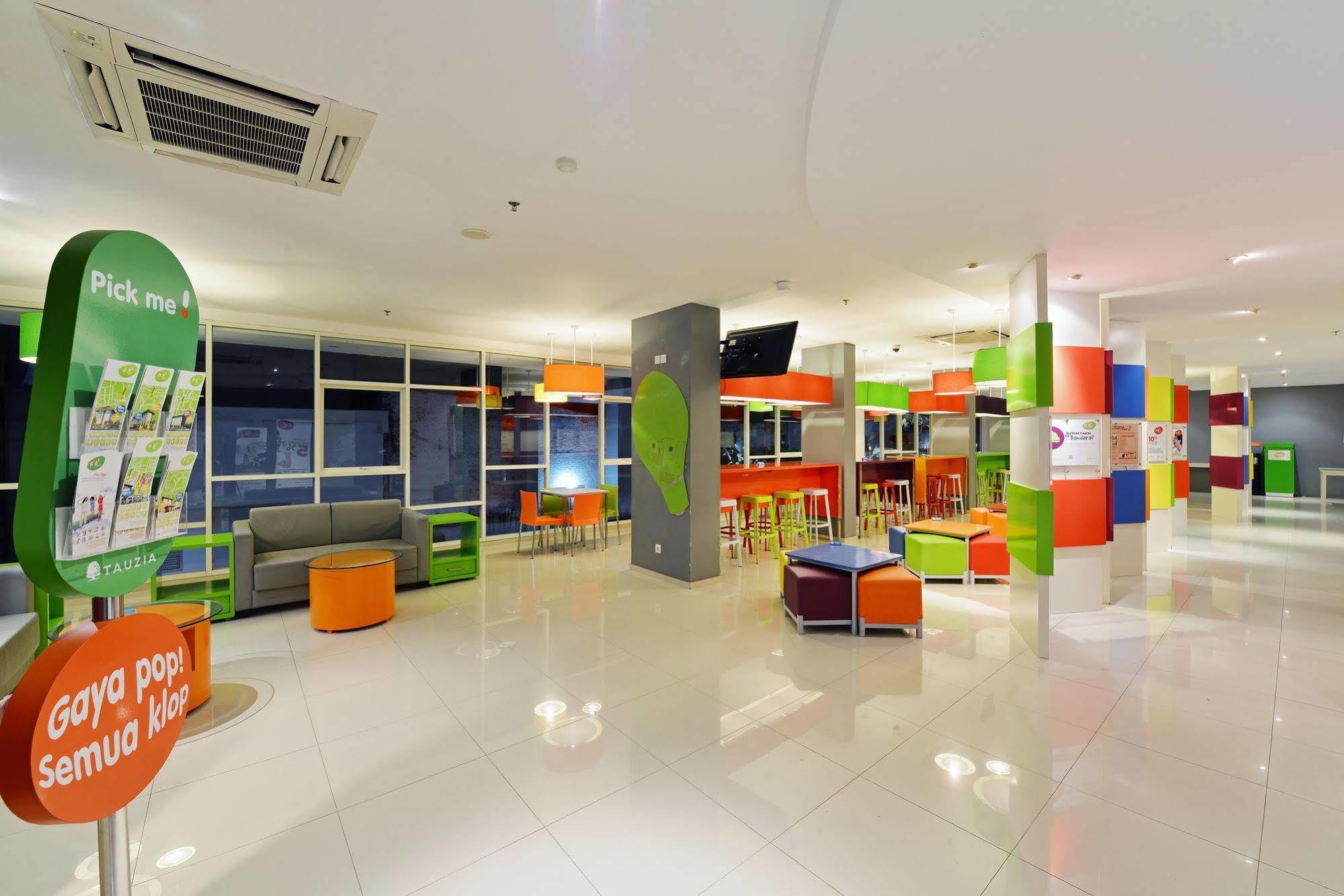 Pop! Hotel Tanjung Karang Bandar Lampung Esterno foto